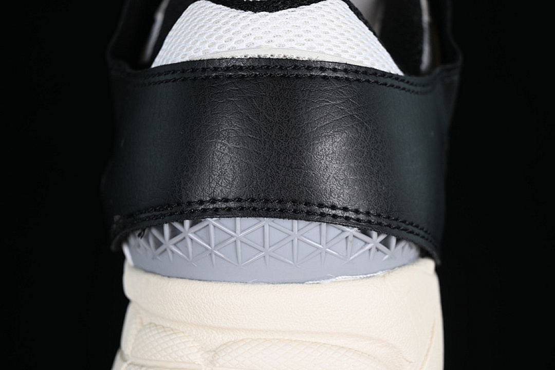 Nike [FJ5474-133]-[AIR ZOOM VOMERO 5 TIMELESS WHITE/BLACK/PHOTON DUST/SAIL]-[UNSIZE:36-45] - Image 6