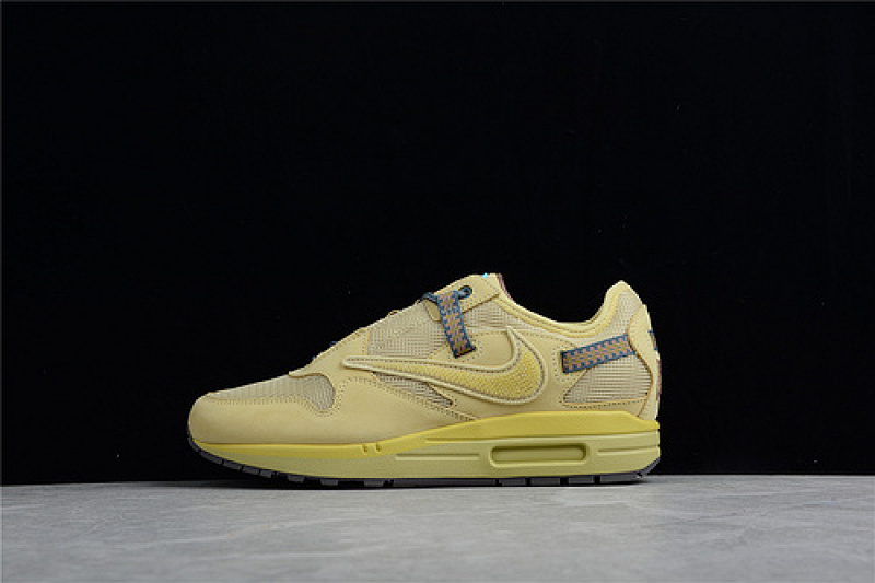 Nike TRAVIS SCOTT X AIR MAX 1 SATURN GOLD/SATURN GOLD/GREY · DO9392-700, photo 1
