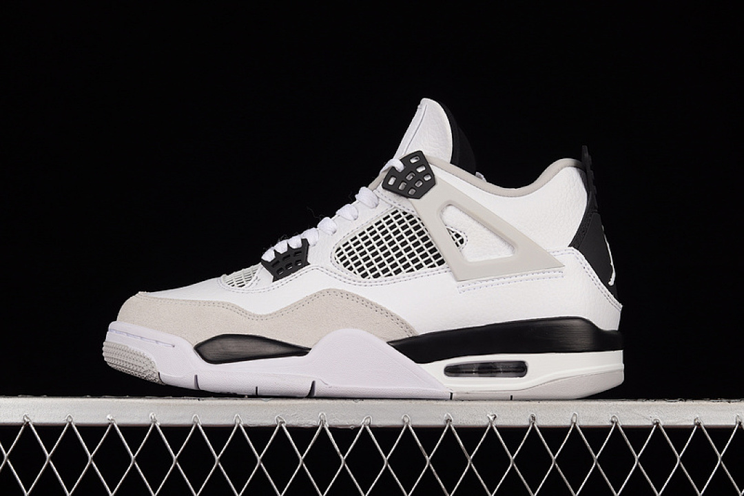 Jordan AIR Jordan 4 RETRO MILITARY BLACK WHITE/BLACK-NEUTRAL GREY · DH6927-111, photo 1