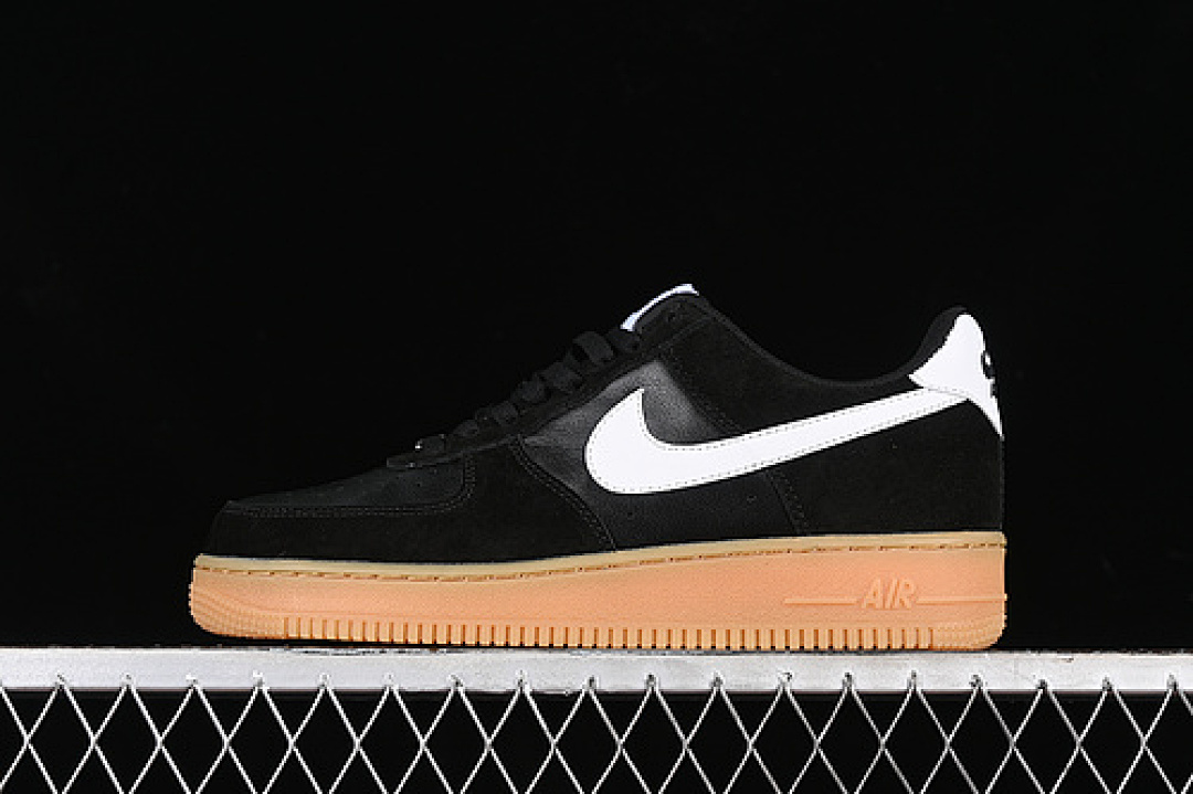 Nike [FQ8714-004]-[AIR FORCE 1 07 LOW BLACK/SUMMIT WHITE/GUM LIGHT BROWN]-[WOMAN:36-39]-[MAN:40-45], photo 1