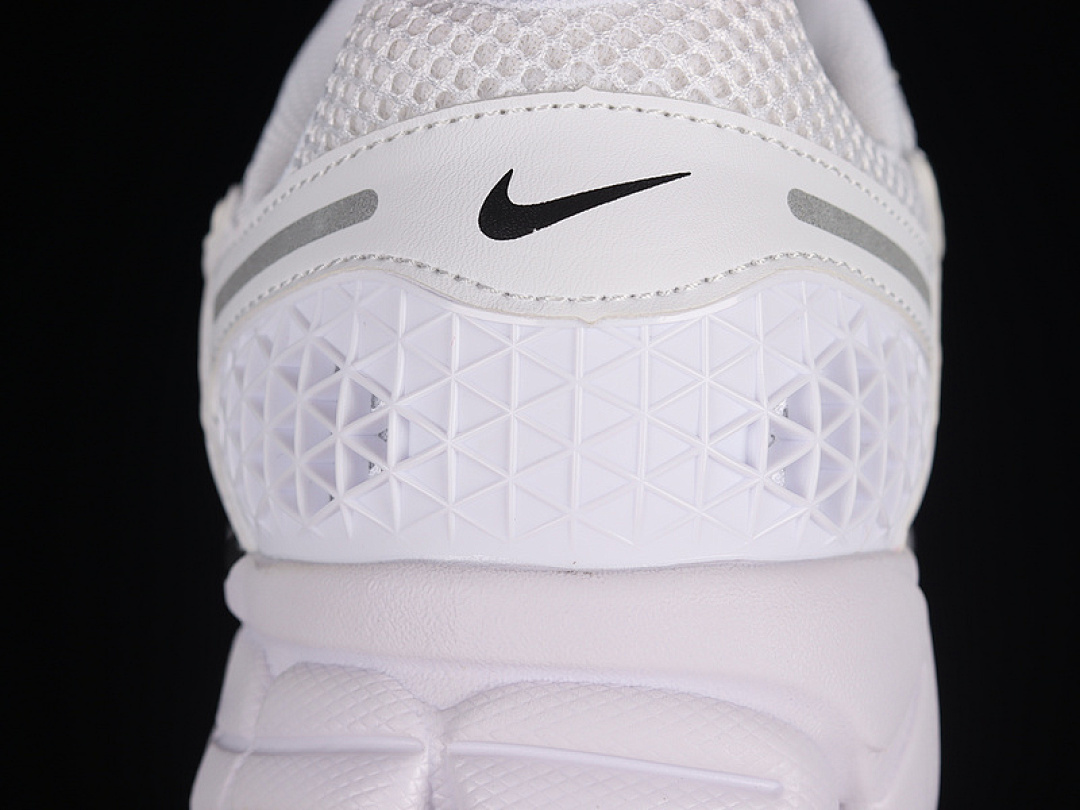 Nike [FD0884-025]-[AIR ZOOM VOMERO 5 PHOTON DUST/CHROME/GRIDIRON/SAIL]-[WOMAN:36-39]-[MAN:40-45] - Image 6