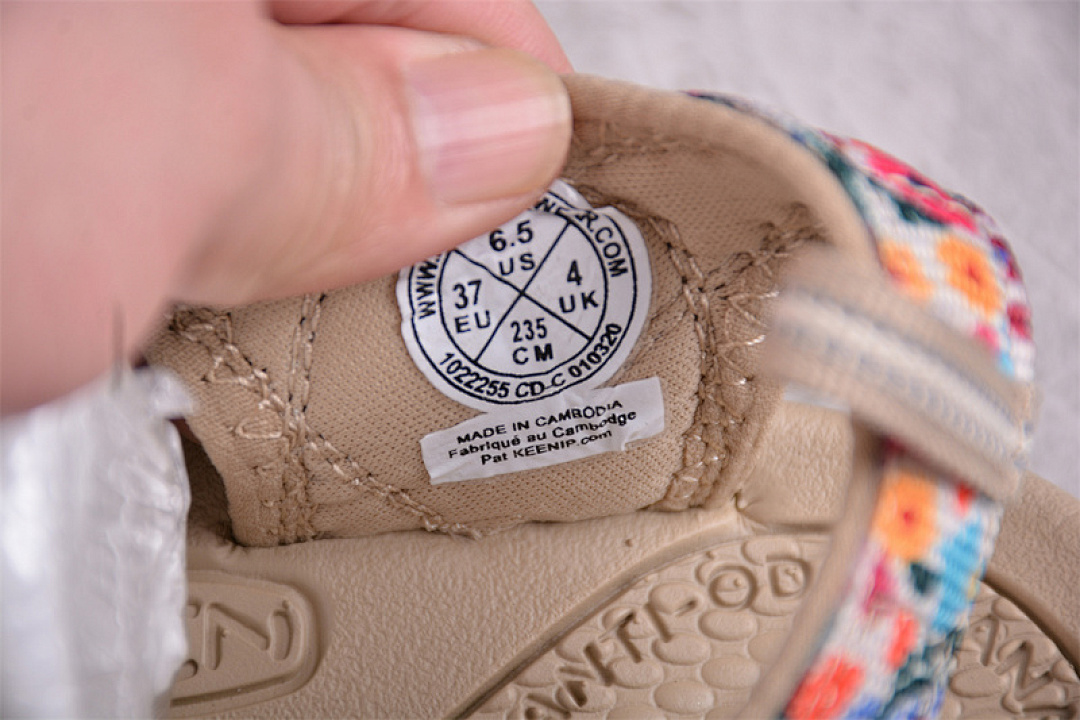 Keen [KEEN UNEEK FLAT-M BROWN/MULTI-COLOR]-[WOMAN:35-40] - Image 4