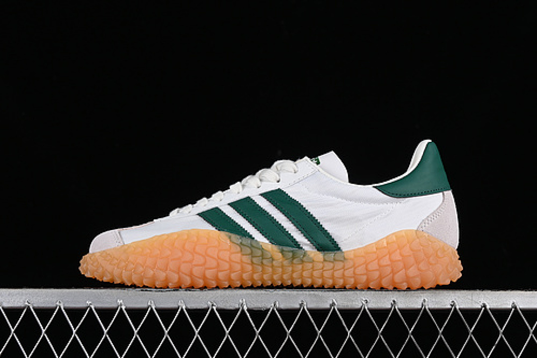 ORIGINALS COUNTRY KAMANDA RUNNING WHITE/COLLEGIATE GREEN/GUM · G26797, photo 1