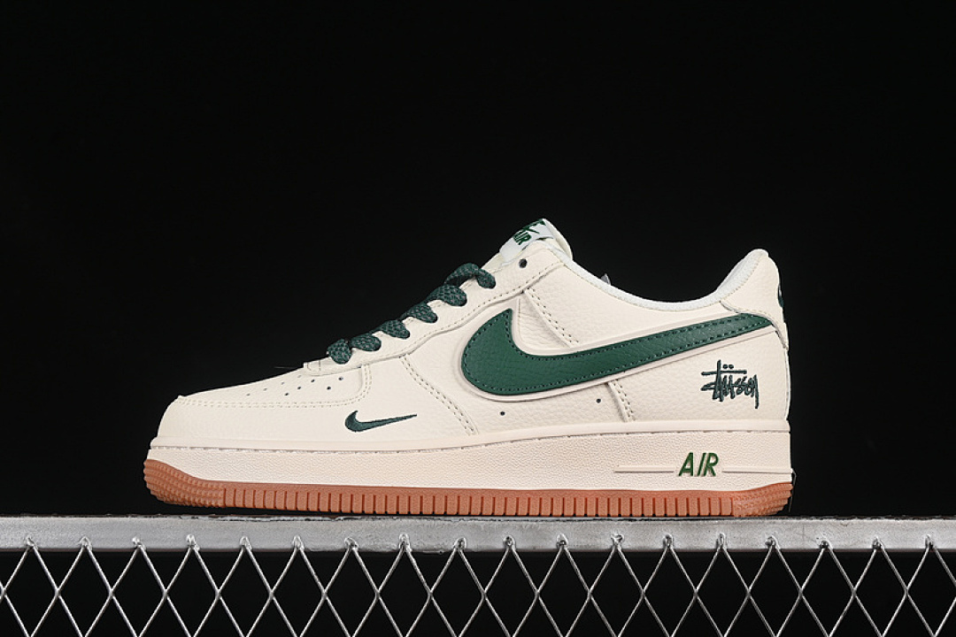 Nike Nike AIR FORCE 1 07 LOW WHITE/GREEN · XX3168-138, photo 1