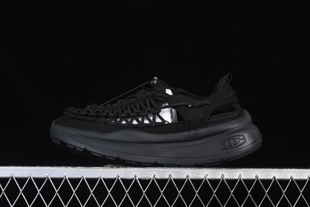 Keen Keen [917 BLACK]-[ UNEEK WK BLACK]-[WOMAN:35-42], photo 1
