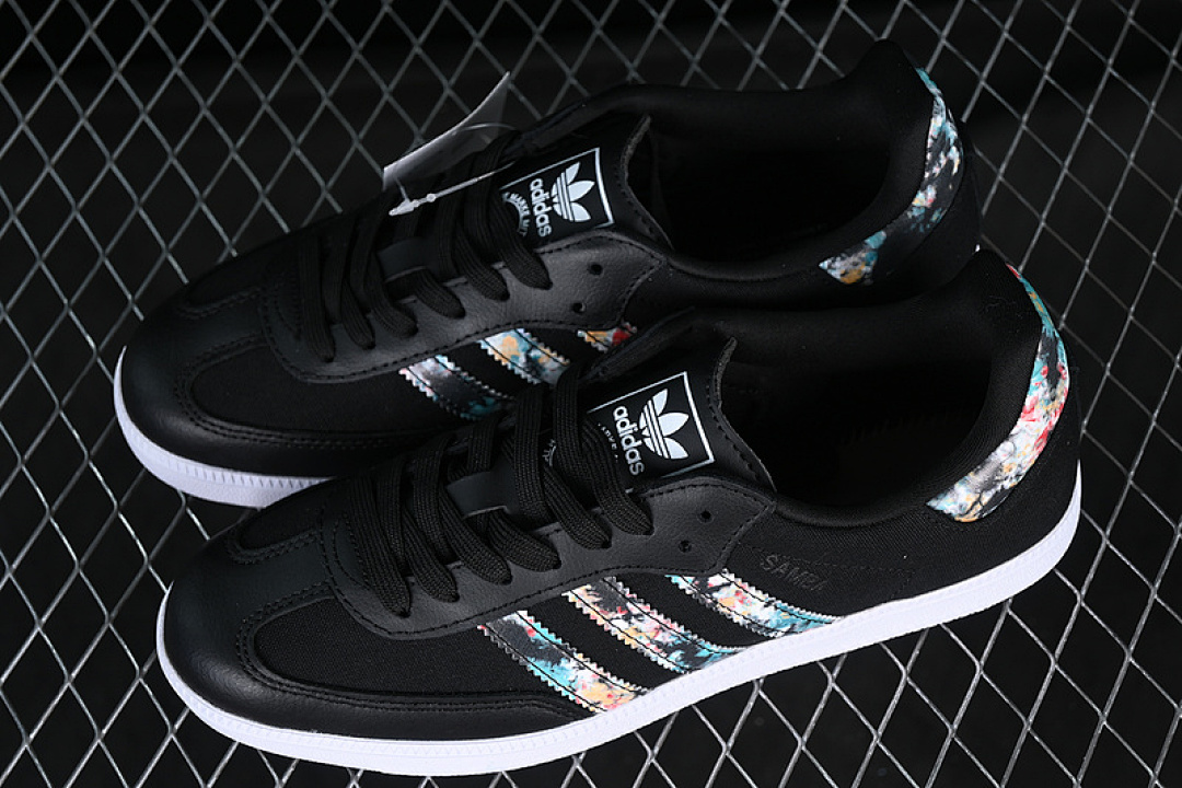 Adidas [GZ7040]-[WB SAMBA WHITE/BLACK/BLUE]-[WOMAN:36-39]-[MAN:40-45] - Image 12