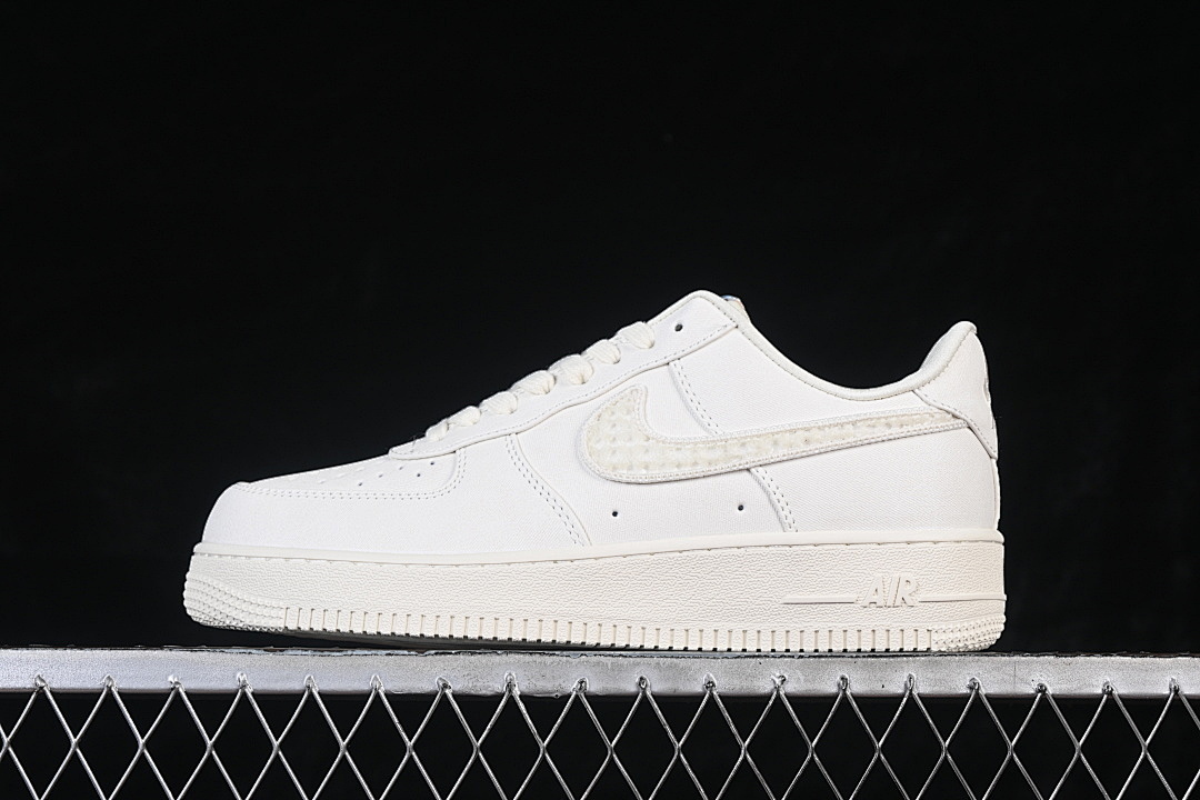 Nike [IH7351-010]-[AIR FORCE 1 07 LOW CASUAL SHOES WHITE/BEIGE]-[WOMAN:36-39]-[MAN:40-45], photo 1