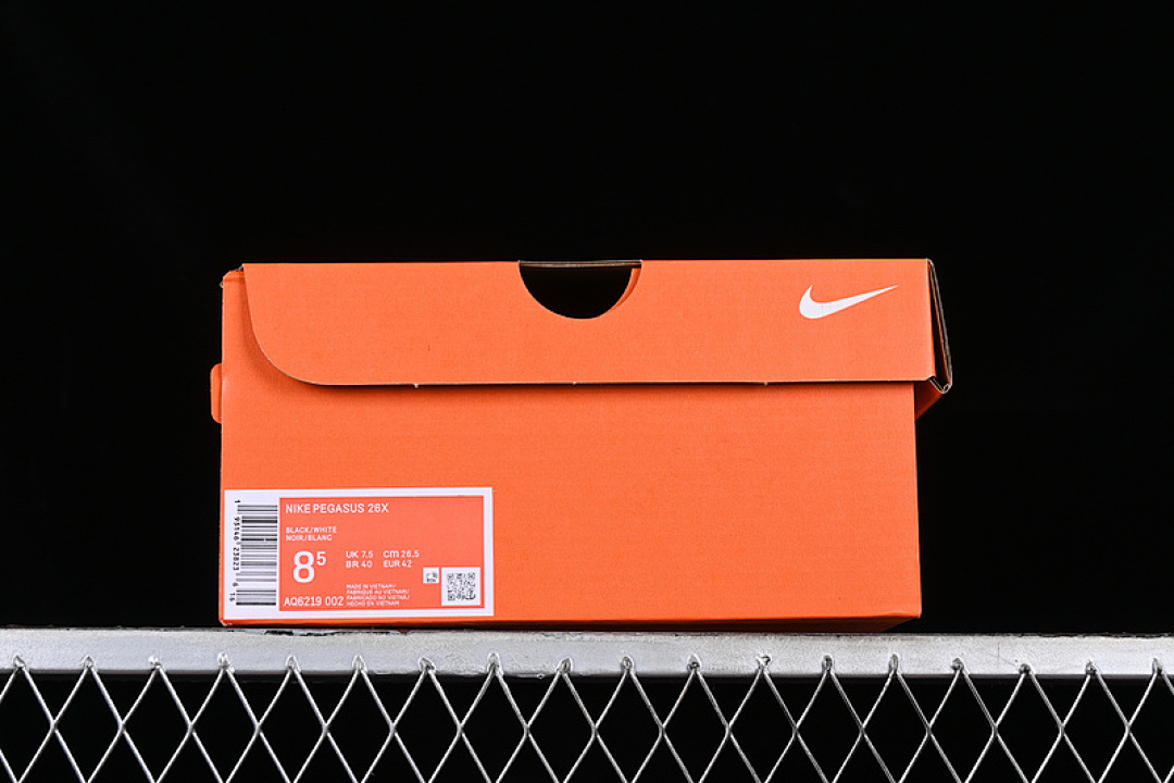 Nike [AQ6219-002]-[AIR ZOOM PEGASUS 26X WHITE/BLACK]-[MAN:39-45] - Image 12