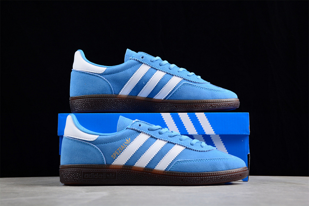 Adidas [BD7632]-[ADIDAS SAMBA VEGAN TEAM OG WHITE/BLUE/BROWN]-[WOMAN:36-39]-[MAN:40-44] - Image 3
