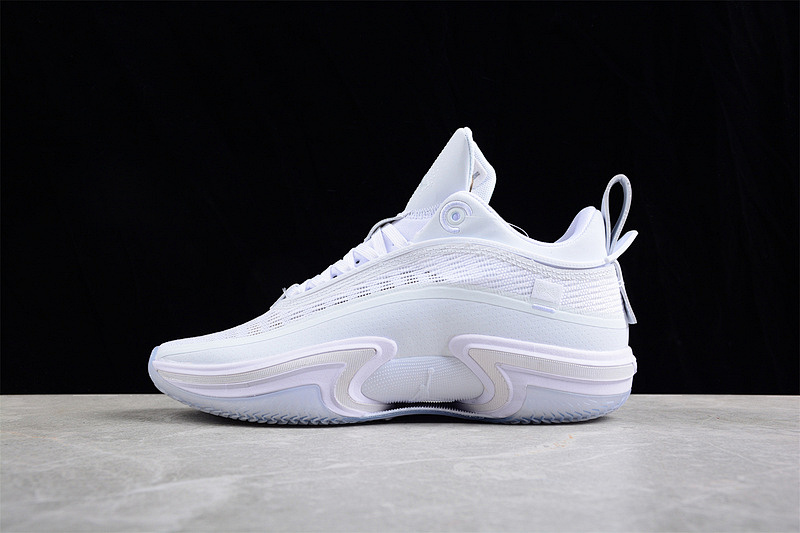 Jordan AIR Jordan 36 LOW PURE MONEY WHITE/METALLIC SILVER · DH0833-101, photo 1
