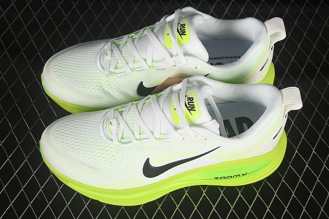Nike [HM6804-102]-[AIR ZOOM VOMERO 18 WHITE/ELECTRIC GREEN/VOLT/BLACK]-[WOMAN:36-39]-[MAN:40-45] - Image 11