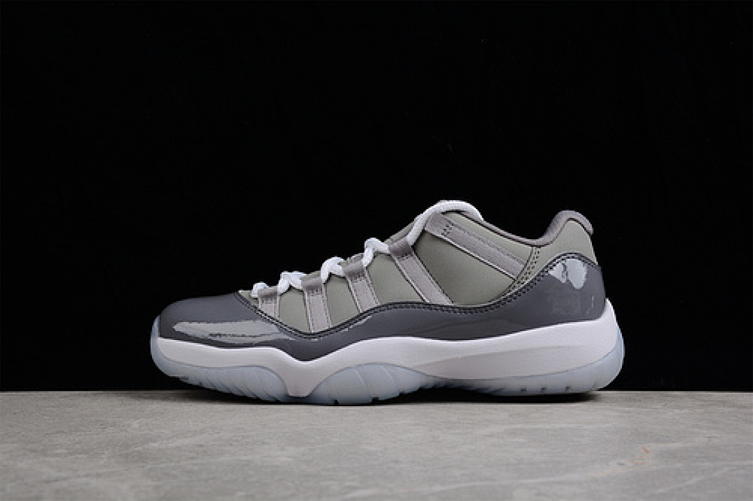 Jordan AIR Jordan 11 RETRO LOW BG MEDIUM GREY/WHITE-GUNSMOKE · 528896-003, photo 1