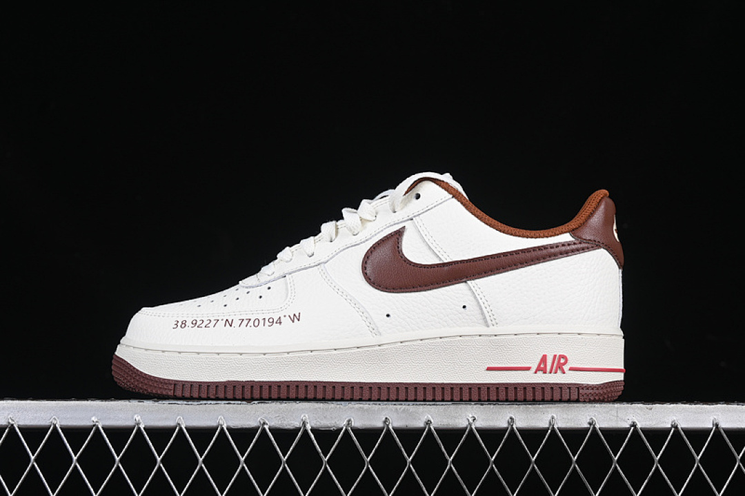 Nike [HQ7027-100]-[HOWARD UNIVERSITY X AIR FORCE 1 07 LOW SAIL/BISON/DRAGON RED]-[UNISEX:36-45] - Image 5