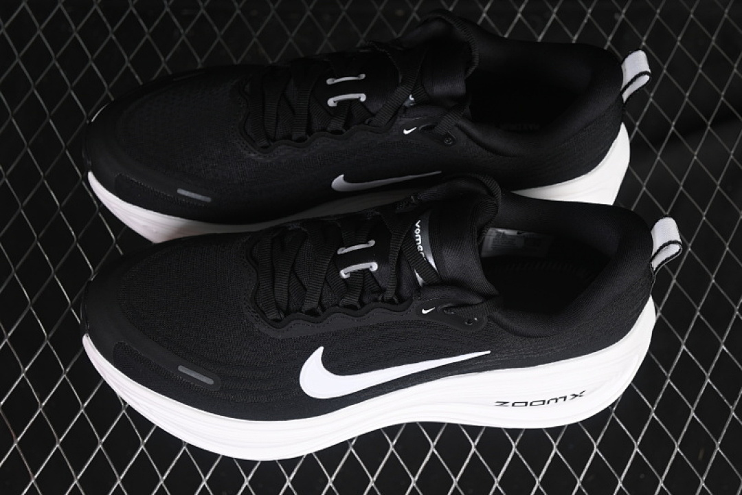 Nike [HV8150-002]-[AIR ZOOM VOMERO PLUS AIR CUSHION SHOES BLACK/WHITE]-[WOMAN:36-39]-[MAN:40-45] - Image 10