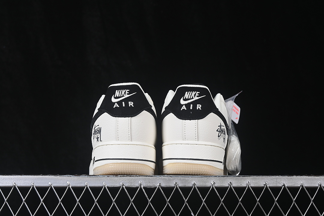 Nike [DD1982-354]-[AIR FORCE 1 07 LOW CASUAL SNEAKERS BLACK/WHITE]-[WOMAN:36-39]-[MAN:40-45] - Image 13