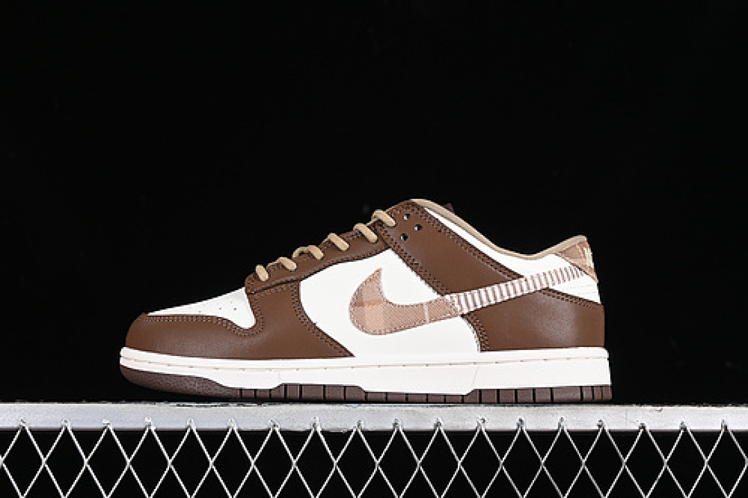 Unbranded [FV3653-191]-[SB DUNK LOW PLAID BROWN SAIL/MULTI-COLOR/CACAO WOW/METALLIC GOLD/KHAKI]-[36-46], photo 1
