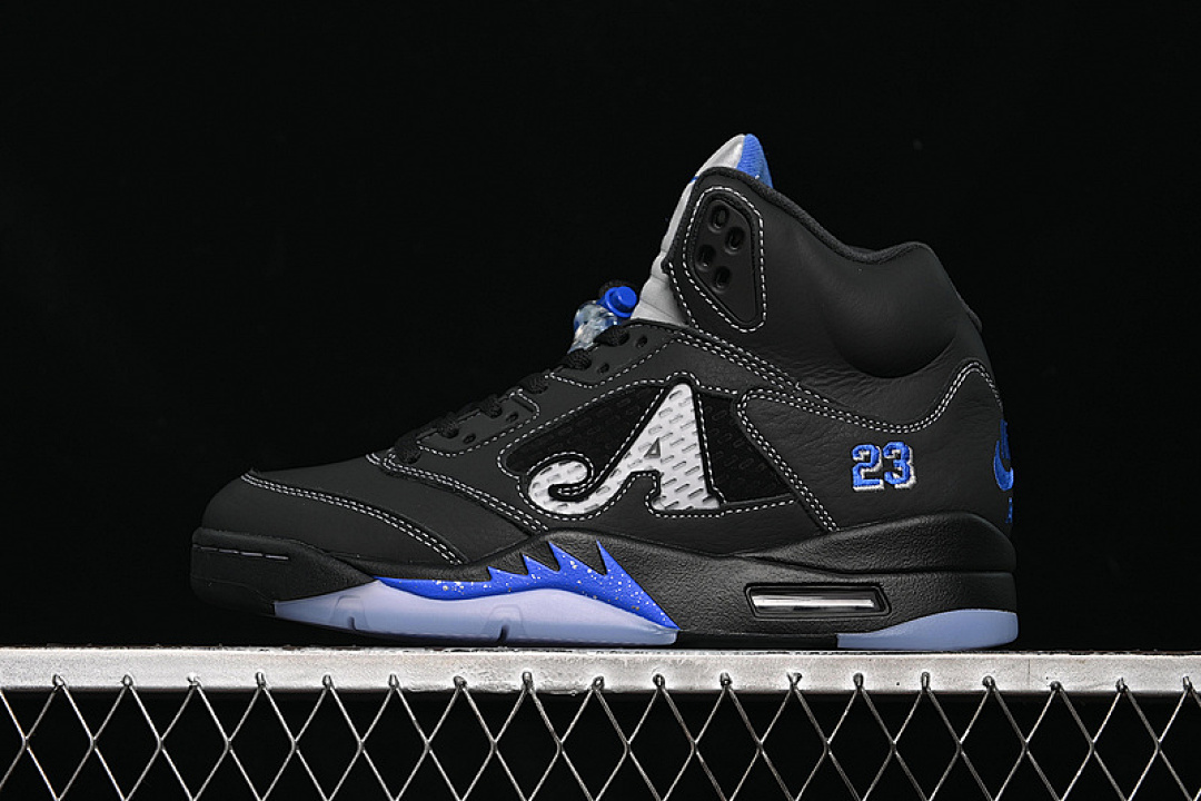 Jordan [DV4982-004]-[AWAKE NY X AIR JORDAN 5 BLACK METALLIC BLACK/BLUE/GREY]-[MAN:40-47.5], photo 1