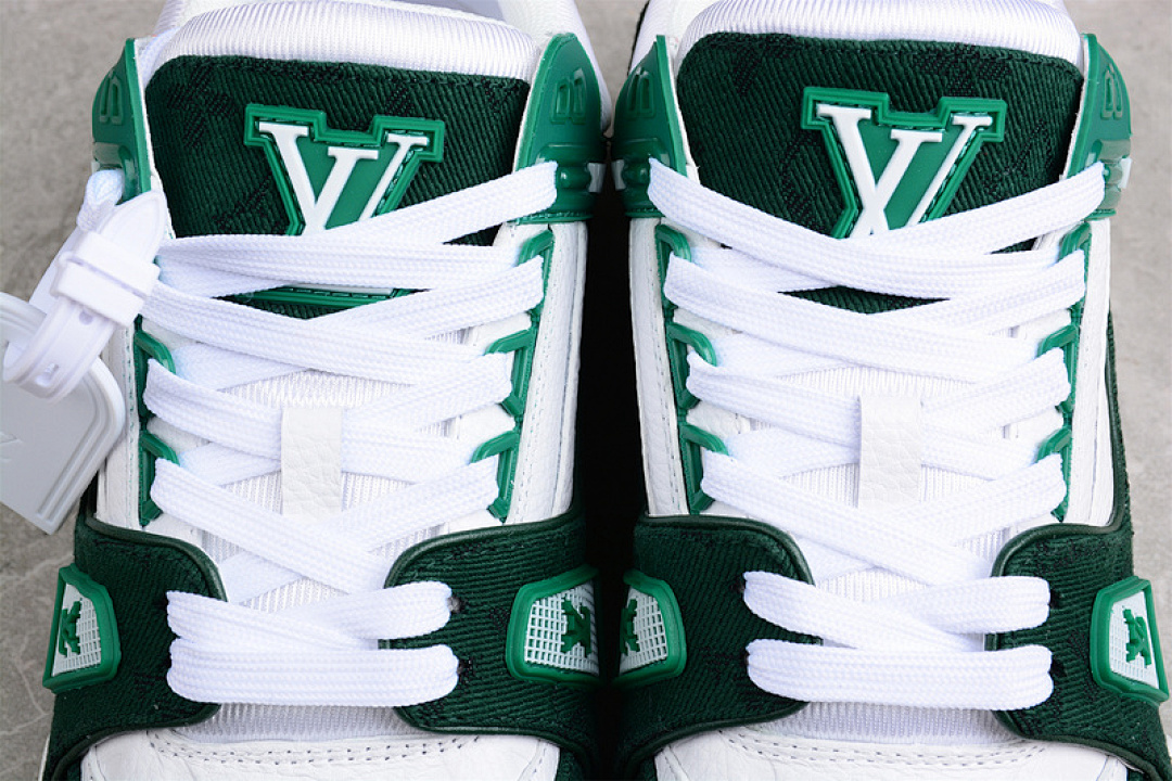 Louis Vuitton [L*V TRAINER LOW SNEAKERS WHITE/BLACK/GREEN]-[WOMAN:35-39]-[MAN:40-45] - Image 11