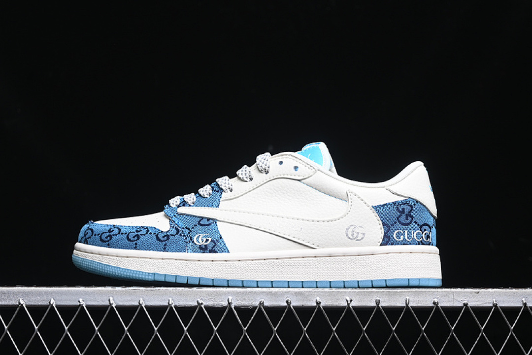 Jordan TRAVIS SCOTT X FRAGMENT DESIGN AIR Jordan 1 LOW OG SP WHITE/BLUE · XZ1658-001, photo 1