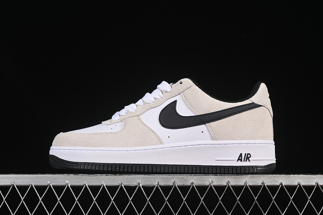 Nike [IB6388-100]-[AIR FORCE 1 07 LOW WHITE/BLACK/GREY]-[WOMAN:36-39]-[MAN:40-45] - Image 2