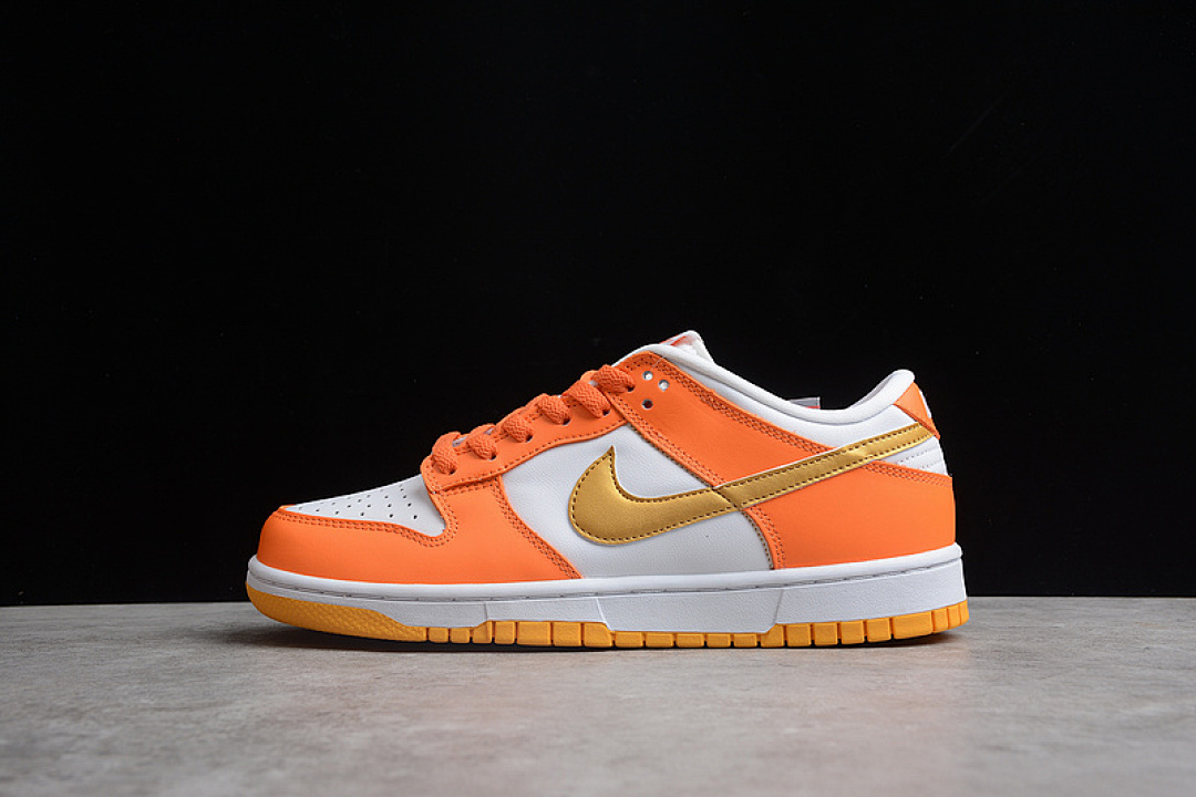 Unbranded [CU1726-002]-[SB DUNK LOW WHITE/ORANGE BLAZE-GOLD]-[WOMAN:36-39]-[MAN:40-46], photo 1