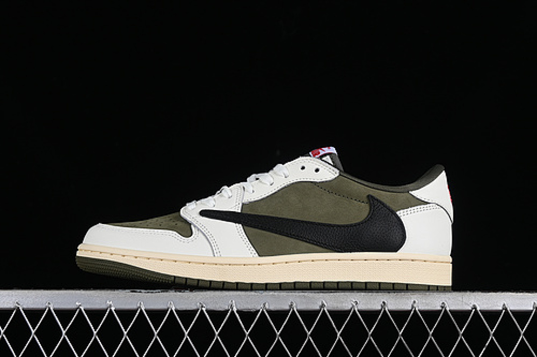Jordan [DM7866-200]-[TRAVIS SCOTT AIR JORDAN 1 LOW OG MEDIUM OLIVE/BLACK/SAIL/MUSLIN]-[35.5-47.5], photo 1
