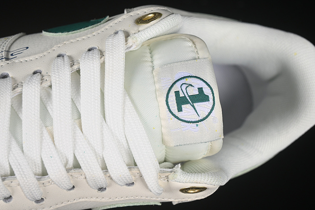 Nike [DQ7582-101]-[AIR FORCE 1 07 LOW WHITE/GREEN]-[WOMAN:36-39]-[MAN:40-45] - Image 9