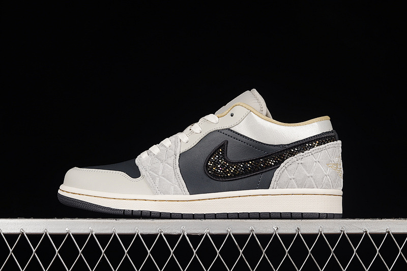 Jordan AIR Jordan 1 LOW SE BEADED SWOOSH ANTHRACITE/LIGHT BONE/WOLF GREY/GOLD · DV1762-001, photo 1
