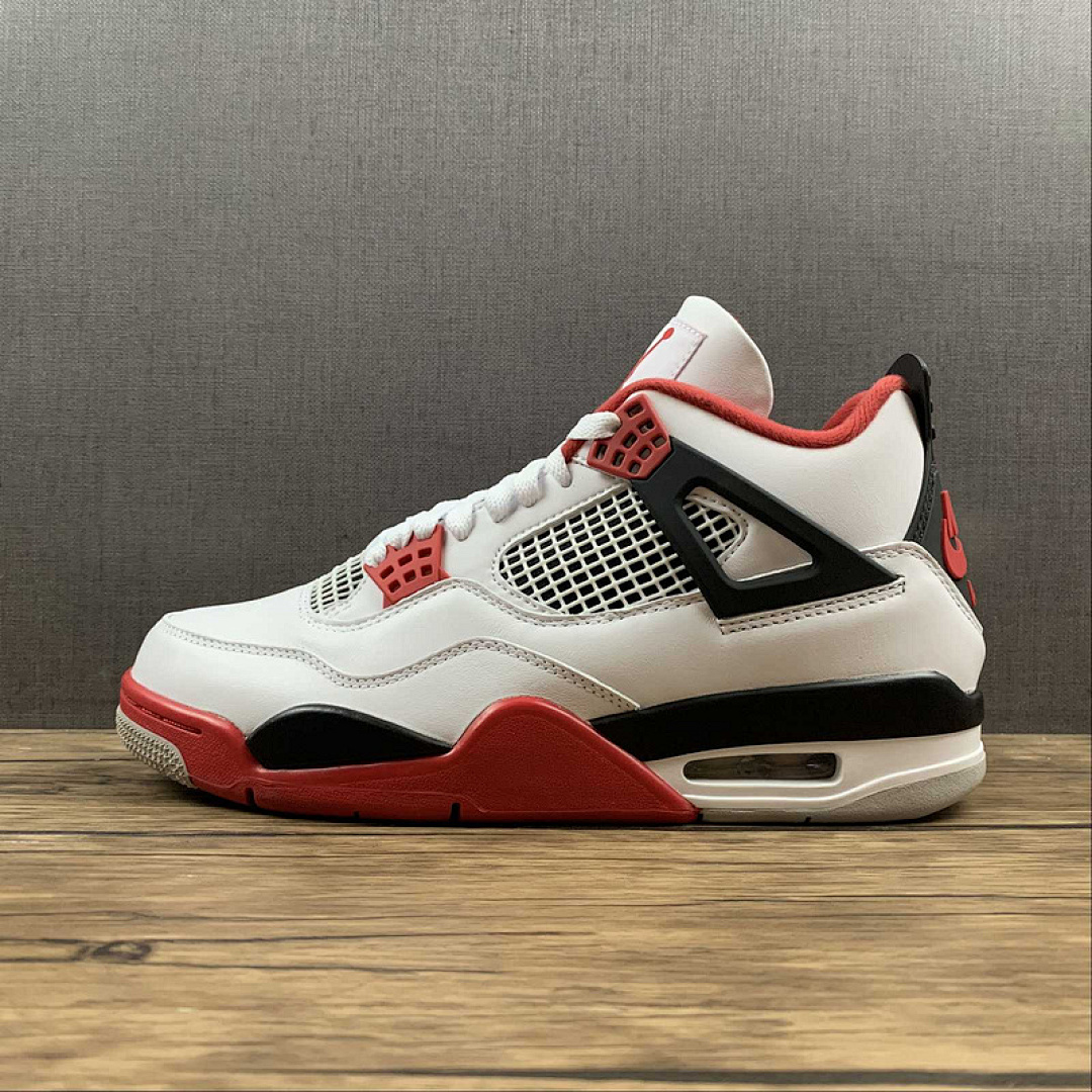 Jordan AIR Jordan 4 RETRO OG 2020 WHITE/BLACK/TECH GREY/FIRE RED · DC7770-160, photo 1