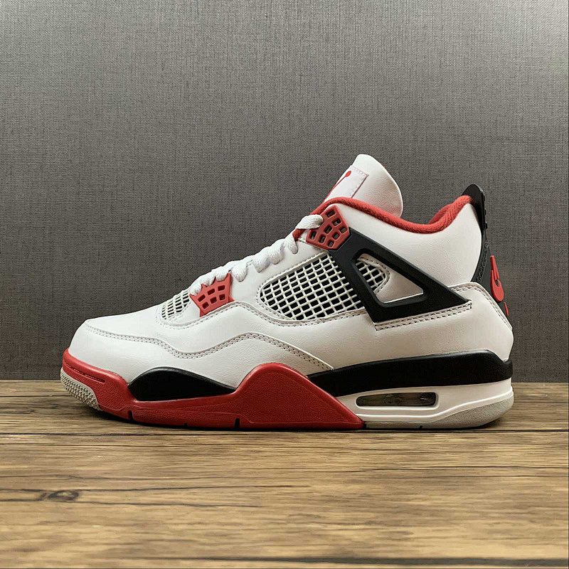 Jordan AIR Jordan 4 RETRO OG 2020 WHITE/BLACK/TECH GREY/FIRE RED · DC7770-160, photo 1