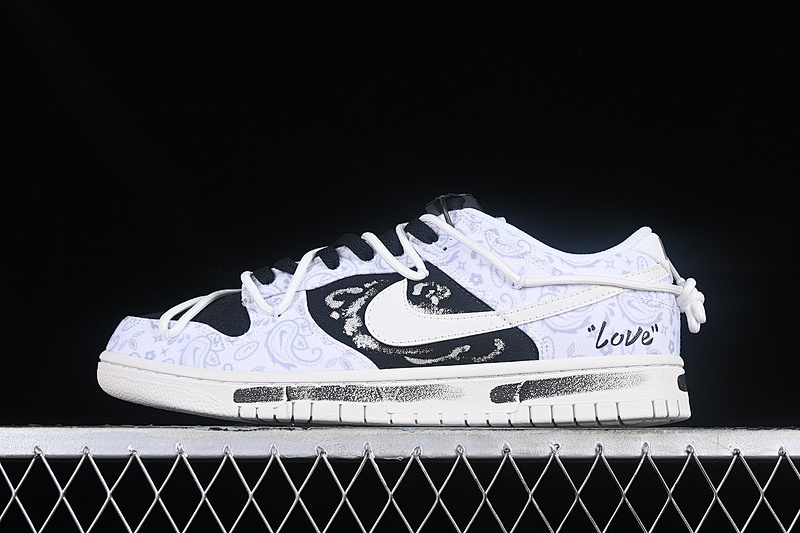 Fear of God Nike DUNK LOW ESS WHITE PAISLEY WHITE/GREY FOG/BLACK · DJ9955-100, photo 1