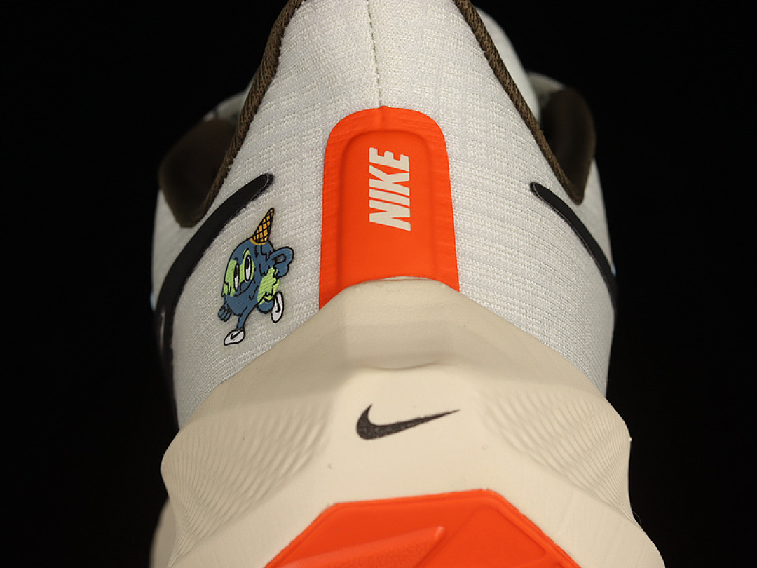 Nike [DX6050-101]-[AIR ZOOM PEGASUS 39 WHITE/TOTAL ORANGE/BLACK]-[WOMAN:36-39]-[MAN:40-45] - Image 6