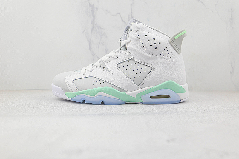 Jordan AIR Jordan 6 RETRO WHITE/PURE PLATINUM-MINT FOAM · DQ4914-103, photo 1