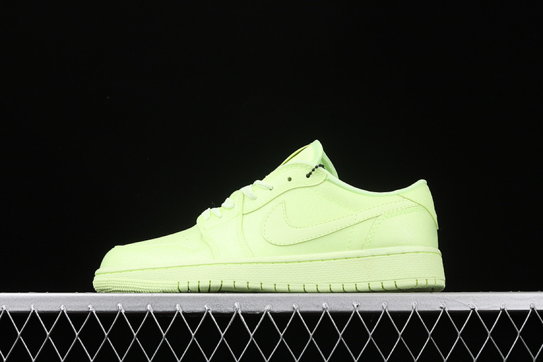 Jordan Jordan [CJ7891-700]-[SB X AIR 1 RETRO PREM LIGHT GREEN]-[WOMAN:36-39]-[MAN:40-46], photo 1