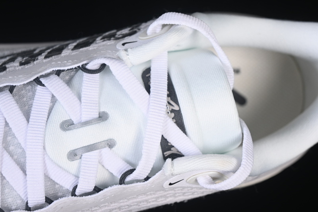 Nike [IH2268-100]-[VOMERO PLUS SUMMIT WHITE/VAST GREY/SAIL/BLACK]-[WOMAN:39]-[MAN:40-45] - Image 9