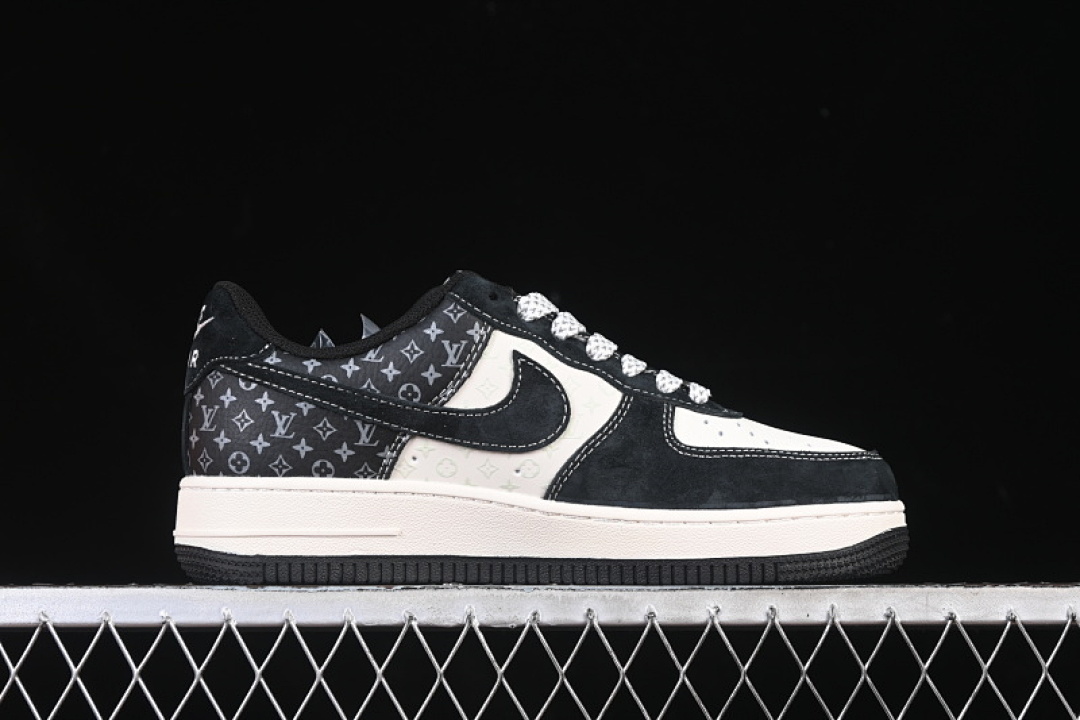 Nike [CX5050-Y10]-[AIR FORCE 1 07 LOW LV WHITE/BLACK]-[WOMAN:36-39]-[MAN:40-45] - Image 2