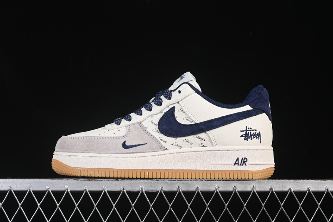 Nike Nike AIR FORCE 1 07 LOW WHITE/GREY/BLUE · JS8028-016, photo 1