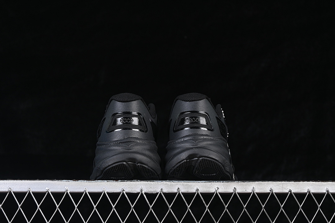 On Running [1155370 BBNB]-[ONE ONE CLIFTON 9 KNITTED MESH RUNNING SHOES BLACK/INKINESS]-[WOMAN:36-39]-[MAN - Image 13
