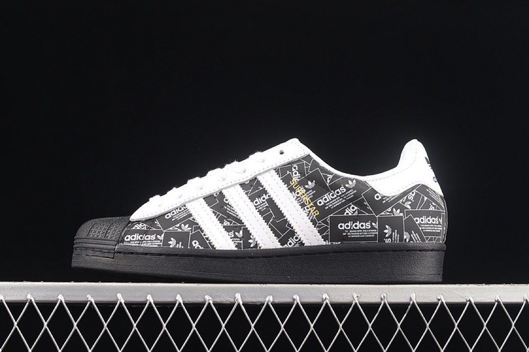 Unbranded [FV2820]-[SUPERSTAR ALL OVER PRINT BLACK/CLOUD WHITE]-[WOMAN:35.5-39]-[MAN:40-45], photo 1