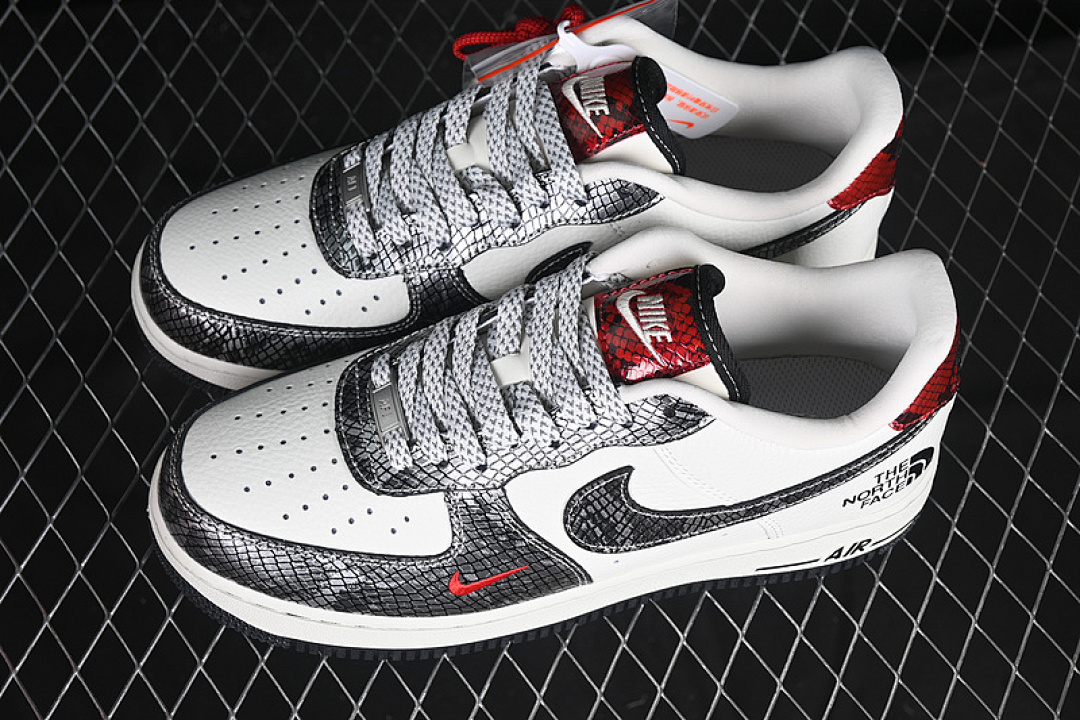 Nike [CH6336-521]-[AIR FORCE 1 07 LOW WHITE/GREY/RED/BLACK]-[WOMAN:36-39]-[MAN:40-45] - Image 10
