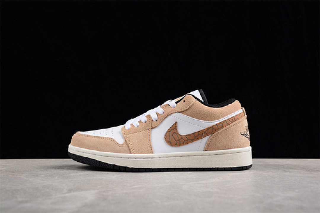 Jordan [DZ4130-201]-[AIR JORDAN 1 LOW WHITE/YELLOW/BLACK]-[WOMAN:36-39]-[MAN:40-46], photo 1