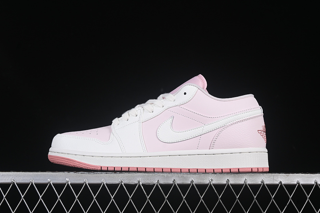 Jordan AIR Jordan 1 LOW WHITE/PINK · IH0823-611, photo 1
