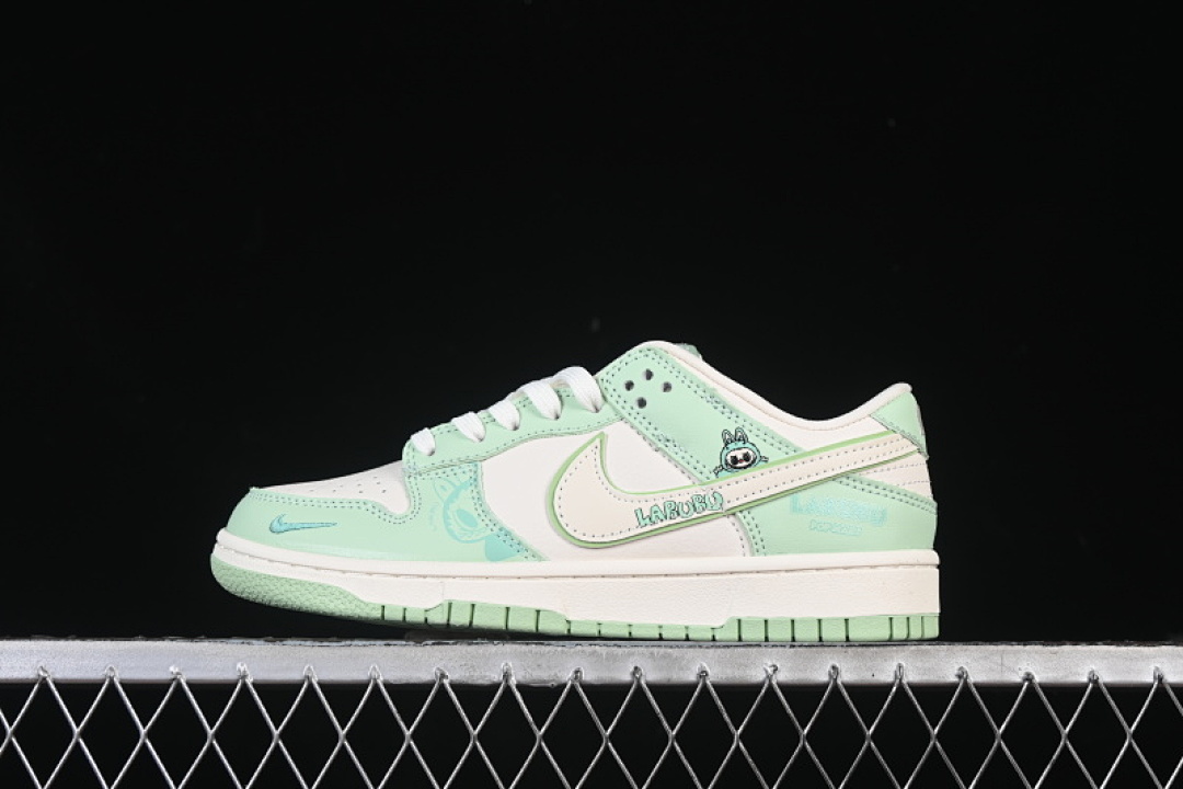 Unbranded [SR2025-006]-[SB DUNK LOW WHITE/GREEN]-[WOMAN:36-39]-[MAN:40-45], photo 1