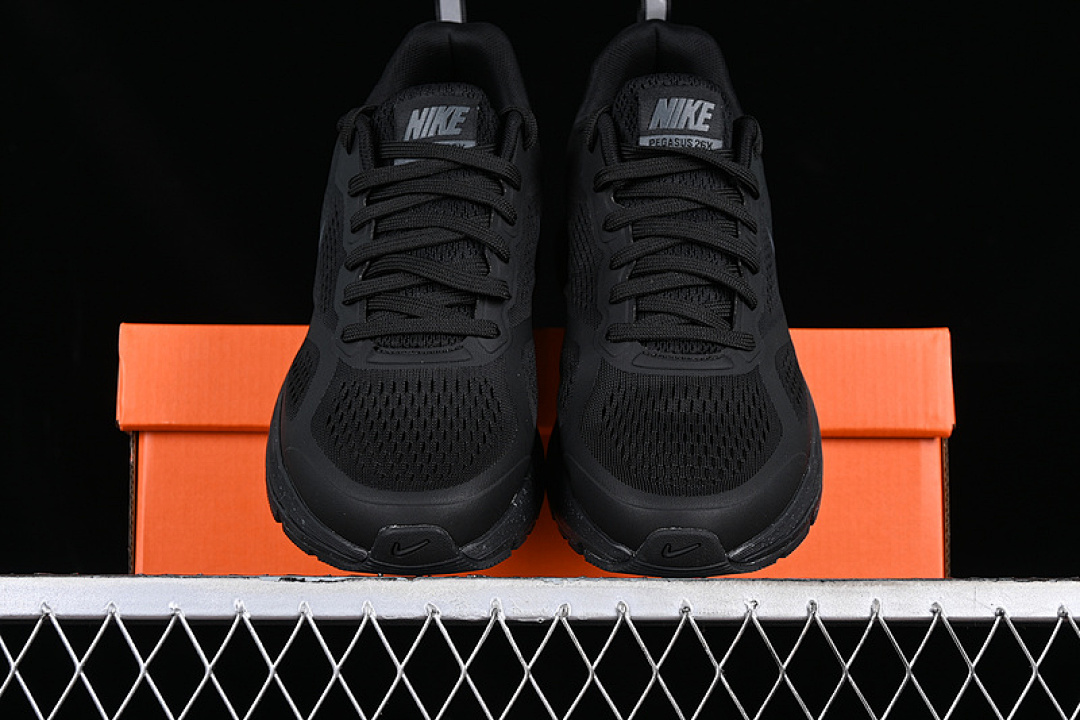 Nike [AQ6219-007]-[AIR ZOOM PEGASUS 26X BLACK/GREY]-[MAN:39-45] - Image 13