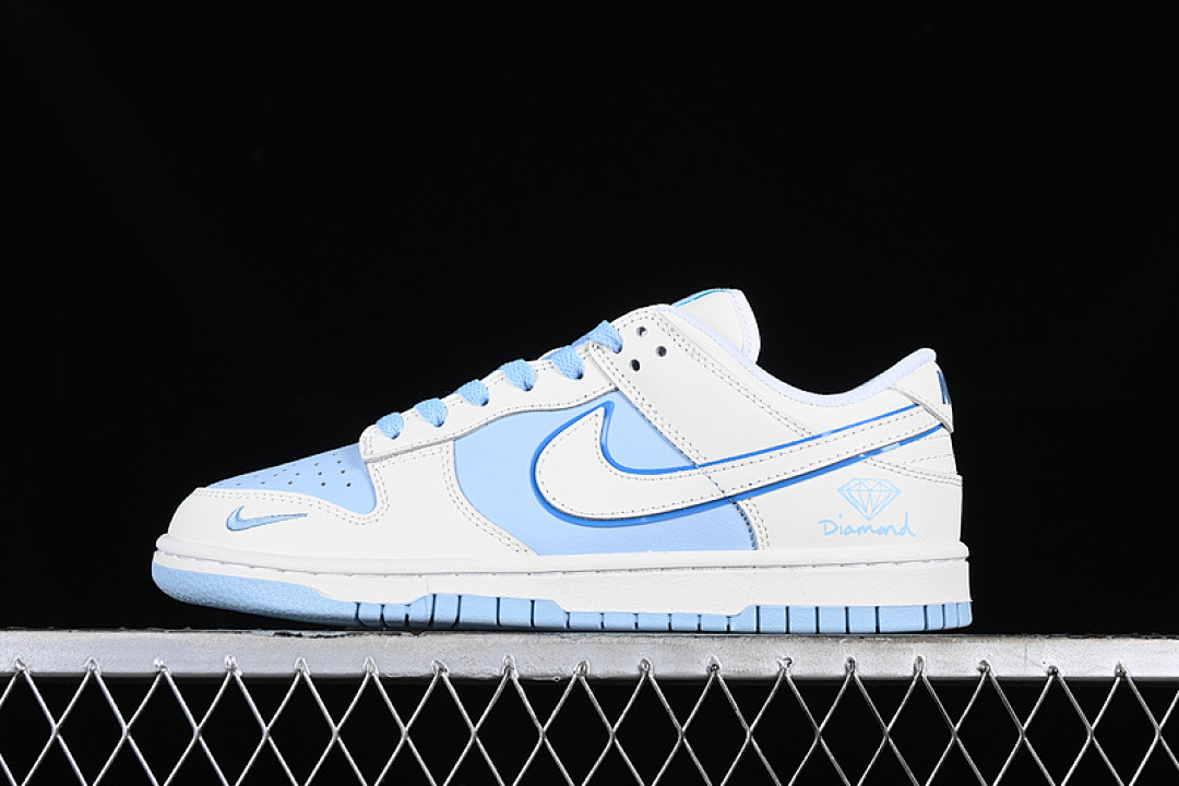 Unbranded [XH1733-002]-[SB DUNK LOW SB WHITE/BLUE]-[WOMAN:36-39]-[MAN:40-46], photo 1