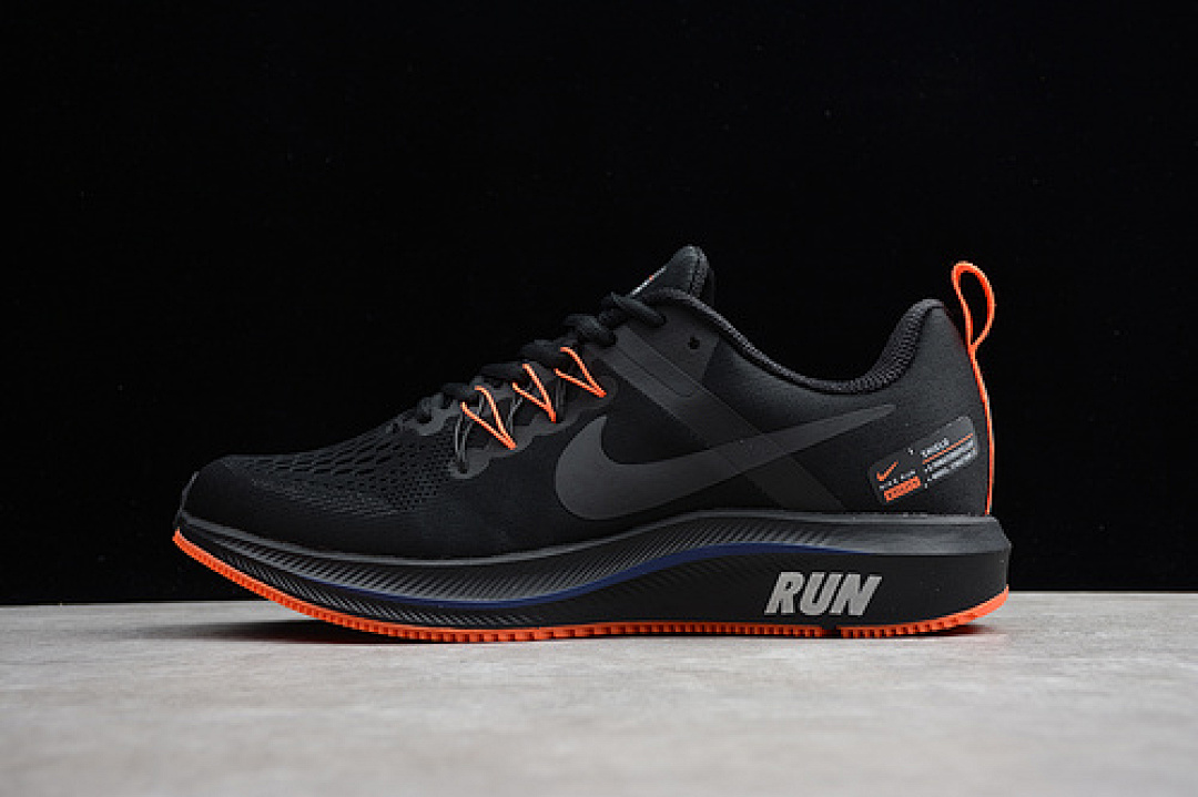 Unbranded [61-59-68]-[615588-001]-[AIR ZOOM STRUCTURE+ 15 BLACK/ORANGE]-[MAN:40-44], photo 1