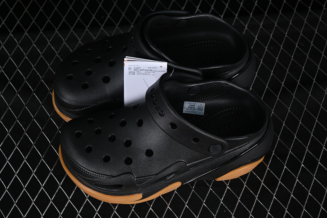 Crocs [CROCS EVA BLACK/BROWN]-[WOMAN:34-40] - Image 10