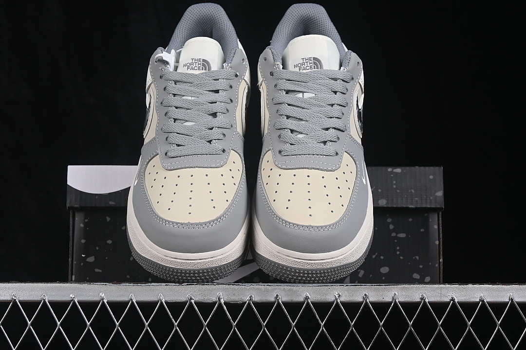 Nike [LF6688-006]-[AIR FORCE 1 07 LOW CASUAL SNEAKERS LIGHT GRAY/WHITE]-[WOMAN:36-39]-[MAN:40-45] - Image 12