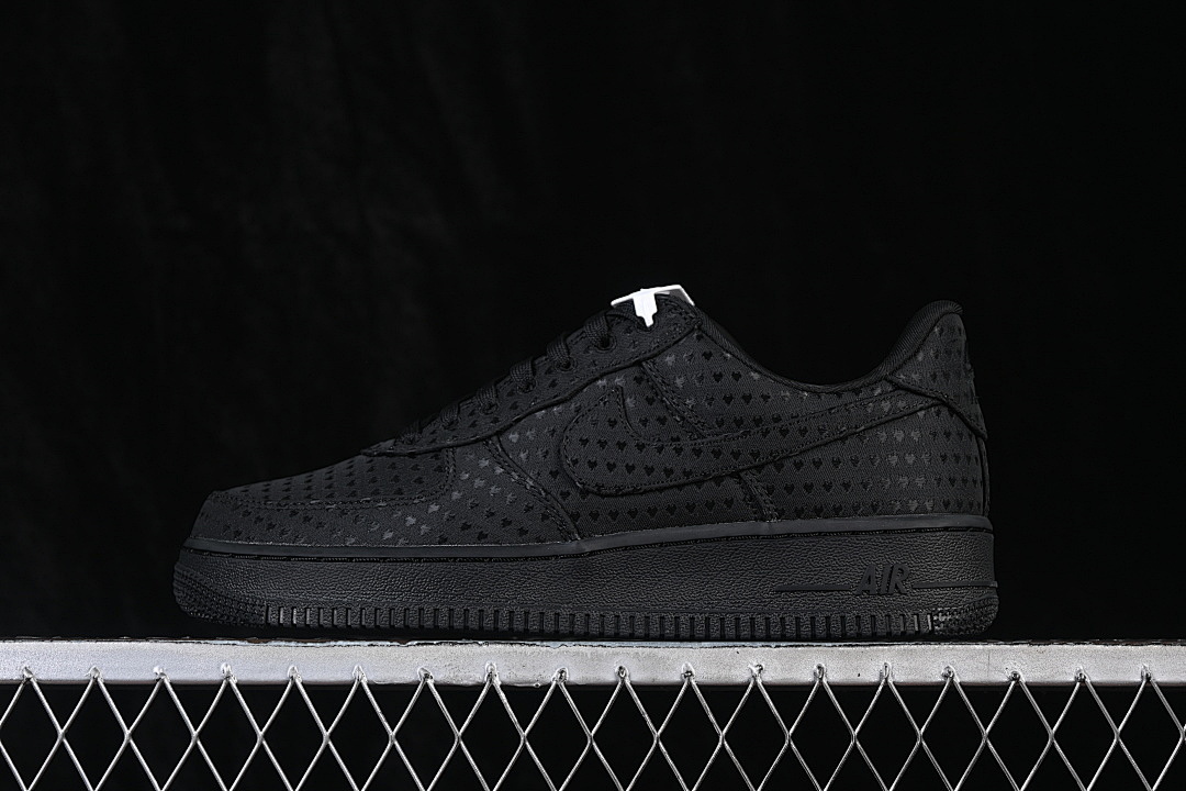 Nike Nike AIR FORCE 1 07 LOW CASUAL SNEAKERS BLACK/INKINESS · IQ9965-001, photo 1
