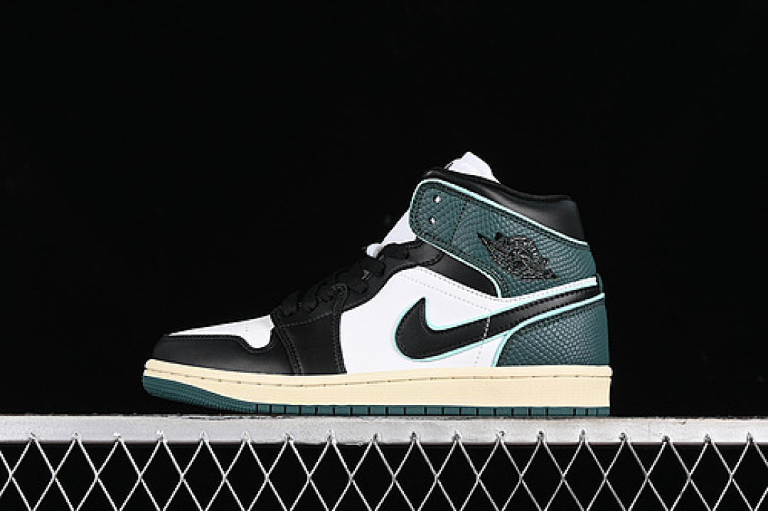 Jordan [FQ7818-100]-[AIR JORDAN 1 MID WHITE/BLACK/LIGHT DEW/OXIDIZED GREEN/SAIL/MUSLIN]-[UNISEX:36-46], photo 1